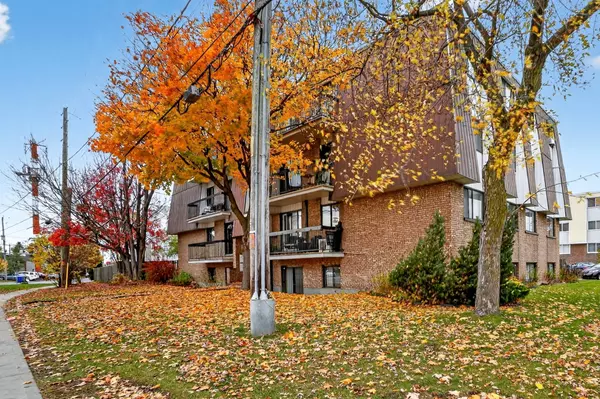 Longueuil (le Vieux-longueuil), QC J4K2P6,1385 Boul. Nobert #9