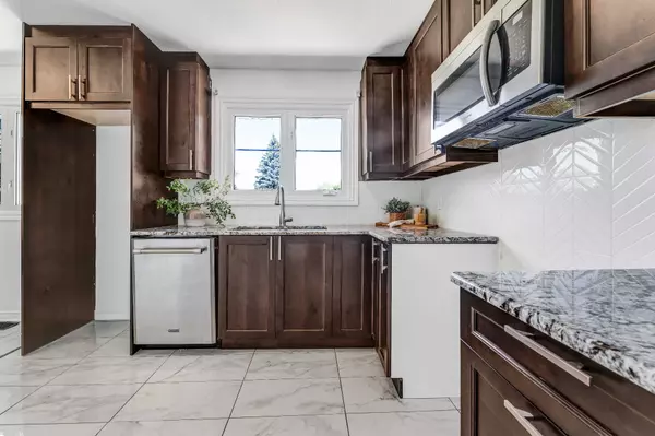 Gatineau (gatineau), QC J8R3E6,889 Boul. Lorrain