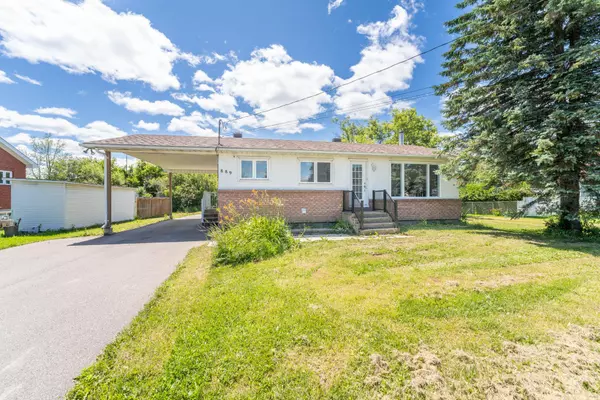 889 Boul. Lorrain, Gatineau (gatineau), QC J8R3E6