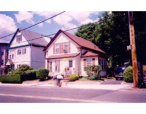 689 Boston Street, Lynn, MA 01905