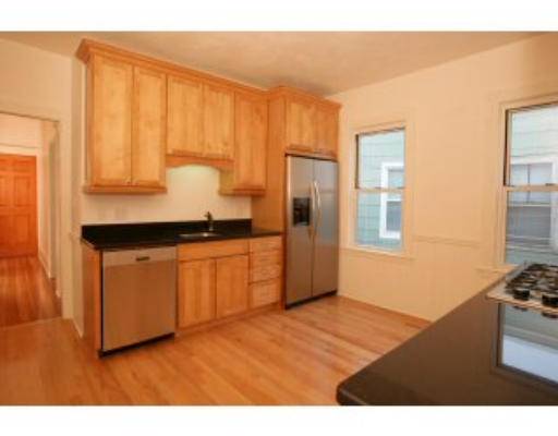 27 King Street #3, Boston, MA 02122