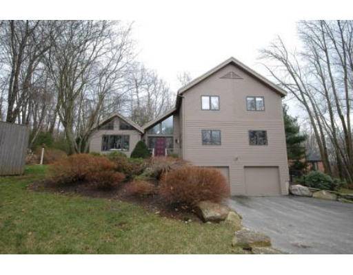 32 Otsego Drive, Hudson, MA 01749