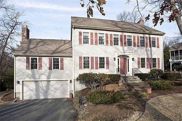 35 Lincoln Woods Road, Waltham, MA 02451