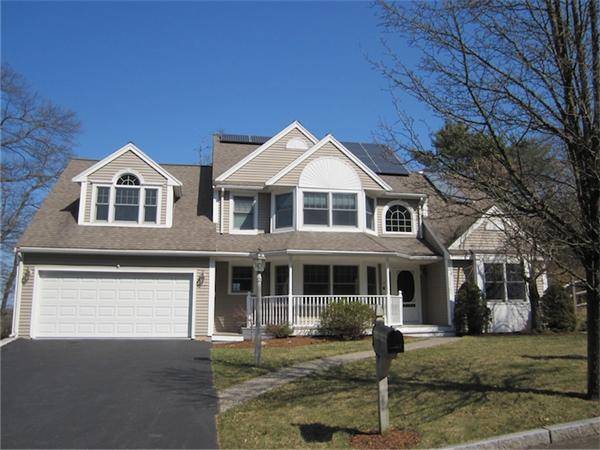 12 Pheasantwood Ter, Wakefield, MA 01880