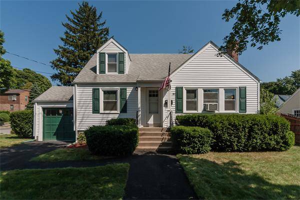 89 Whitman Rd, Waltham, MA 02453