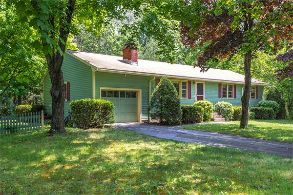 Groton, MA 01450,53 Sunset Road