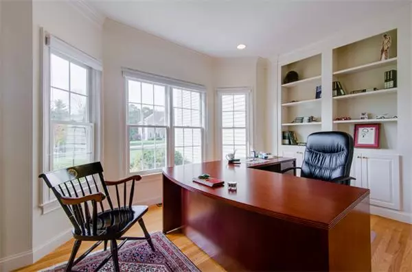 Southborough, MA 01772,5 Joslin Ln