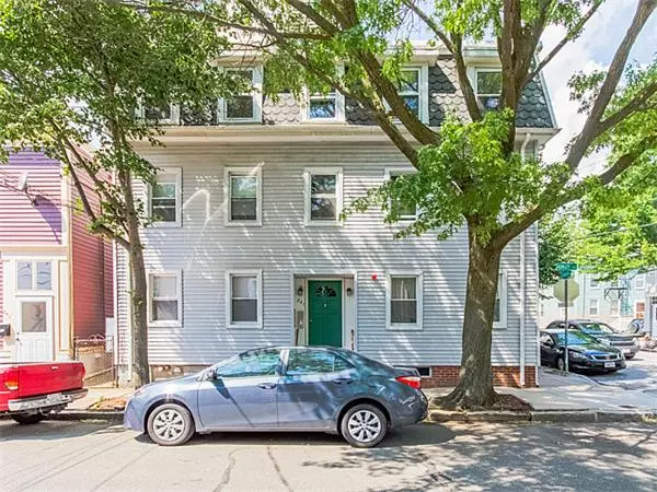 Cambridge, MA 02141,241 Hurley St #1