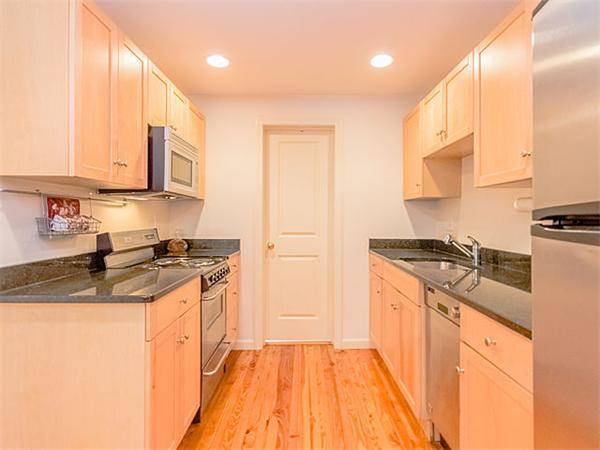 241 Hurley St #1, Cambridge, MA 02141