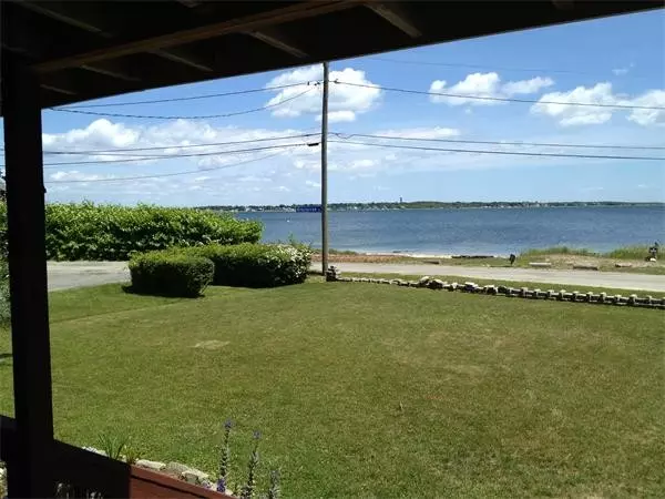 Fairhaven, MA 02719,14 Harbor View