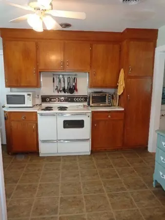 Brockton, MA 02301,137 Birchview Avenue