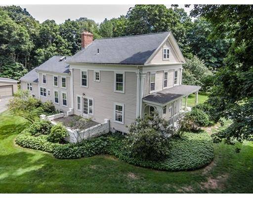 977 Longmeadow St, Longmeadow, MA 01106