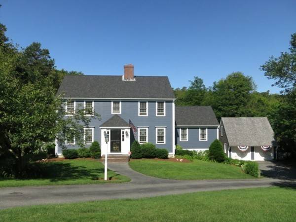 2 Applewood Circle, Sandwich, MA 02537