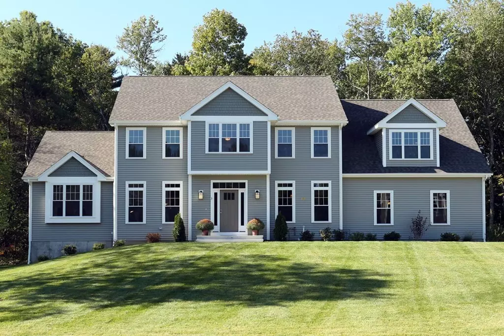 Upton, MA 01568,21 Dogwood Dr #Lot 27