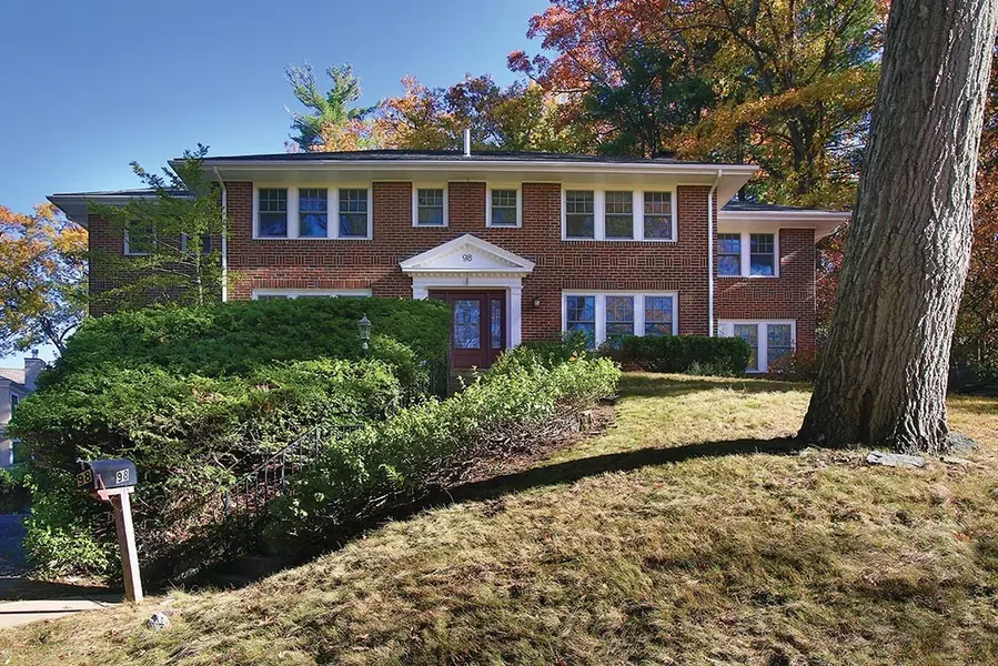 98 Collins Road, Newton, MA 02468