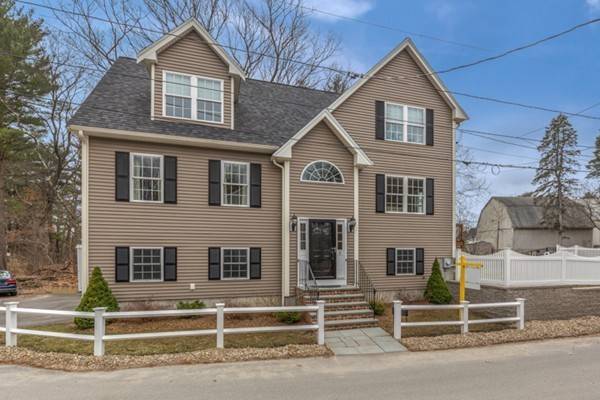 5 Oak Ave, Middleton, MA 01949