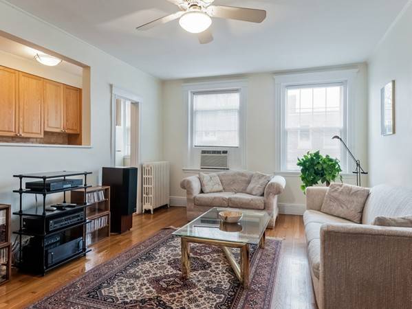 120 Amory St #5A, Brookline, MA 02446