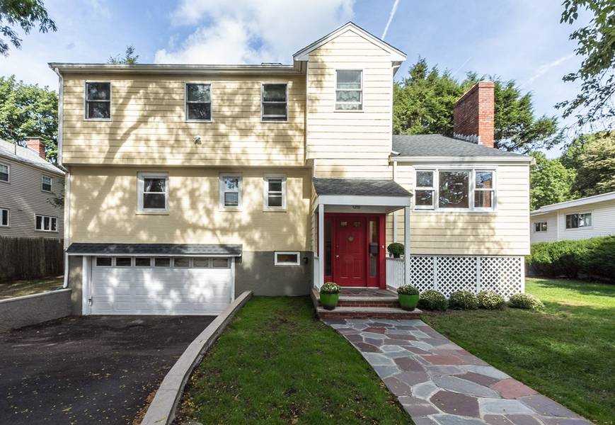 30 Country Rd, Brookline, MA 02467