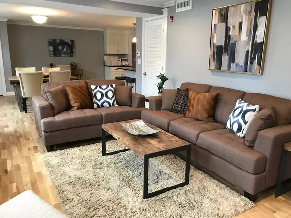 Plymouth, MA 02360,25 Howland St #1