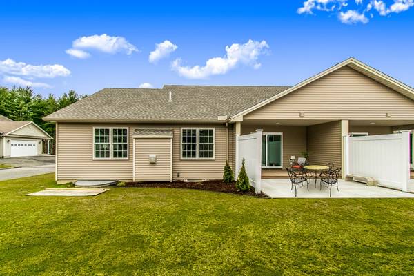 Monson, MA 01057,4 Quaboag Heights Dr #4