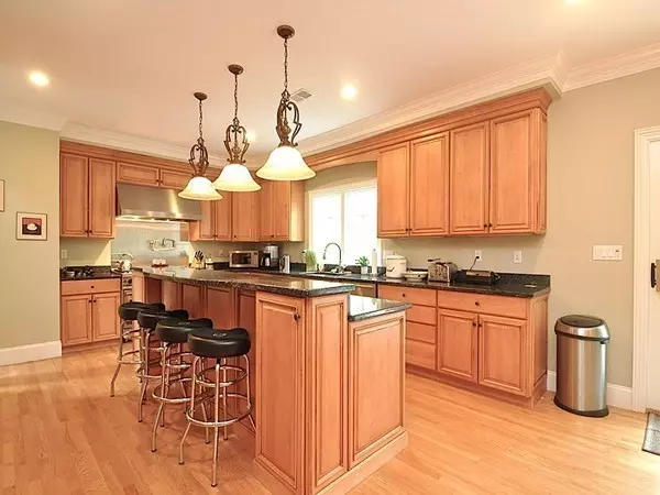 Weston, MA 02493,81 Montvale Road