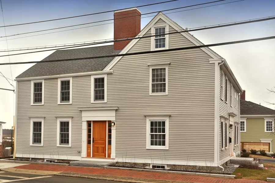 262 Merrimac Street #3, Newburyport, MA 01950