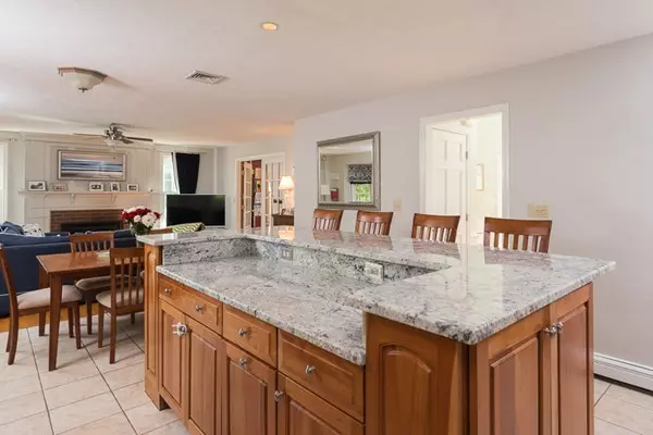 Hanover, MA 02339,22 Autumn Lane