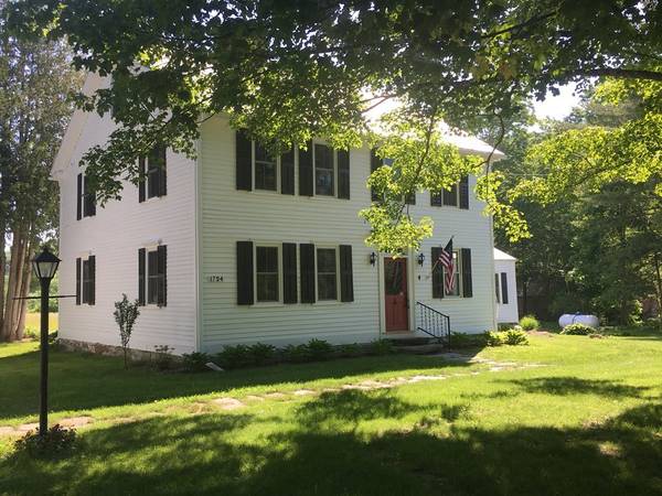 4 Cross St, Buckland, MA 01338