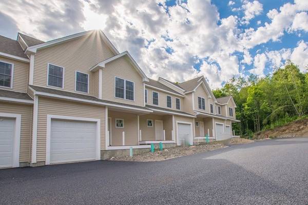 North Attleboro, MA 02760,58 Reed Avenue #12