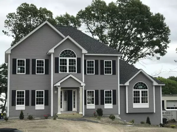 5 Pagona Way, Dracut, MA 01826