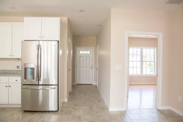 Belchertown, MA 01007,111 Daniel Shays Highway #36