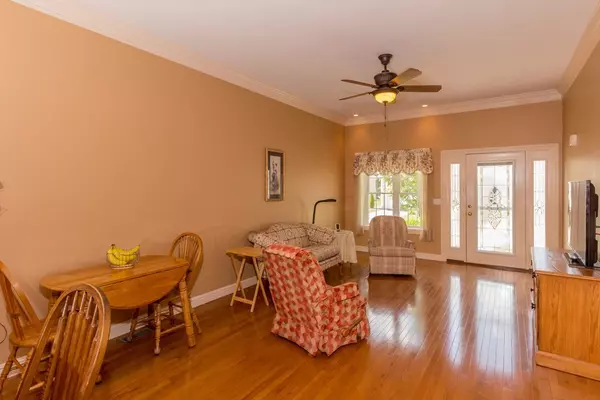 Hubbardston, MA 01452,33 Madison Way #33