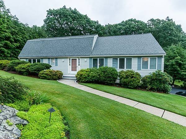 Winchester, MA 01890,19 Amberwood Drive