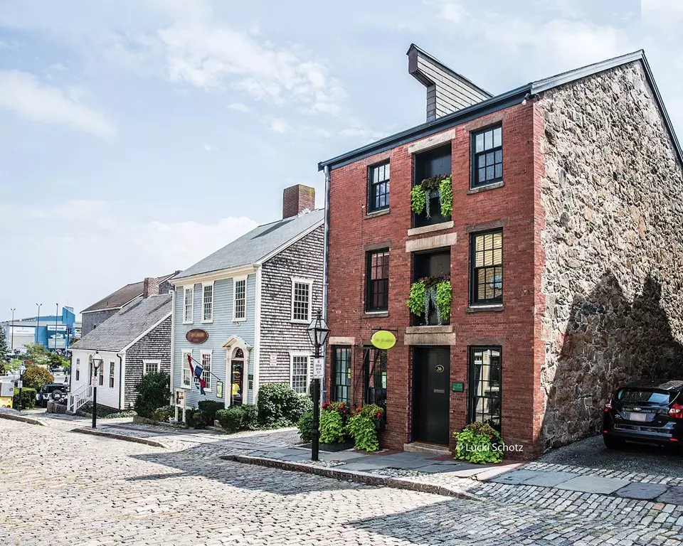New Bedford, MA 02740,26 Centre Street