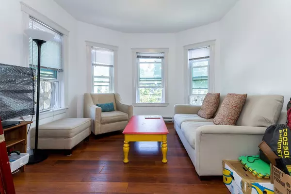 Somerville, MA 02144,123 Elm St