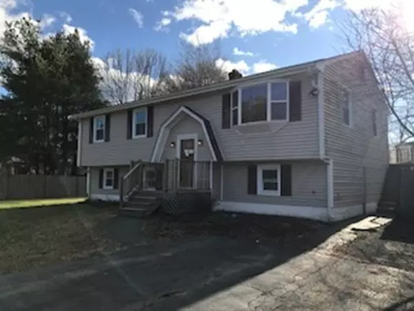 659 Middleboro Ave, Taunton, MA 02718