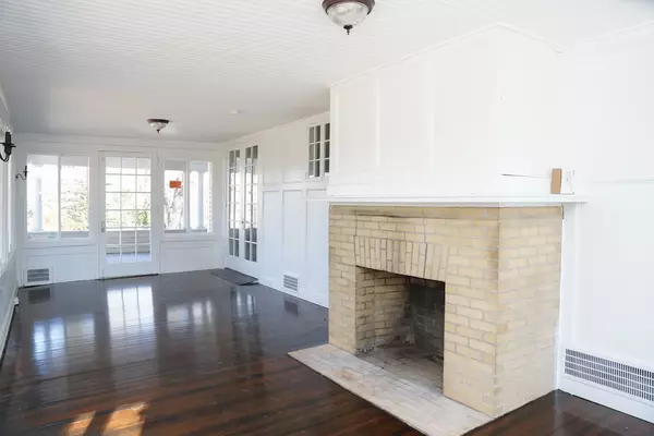 Plymouth, MA 02360,65 Warren Ave