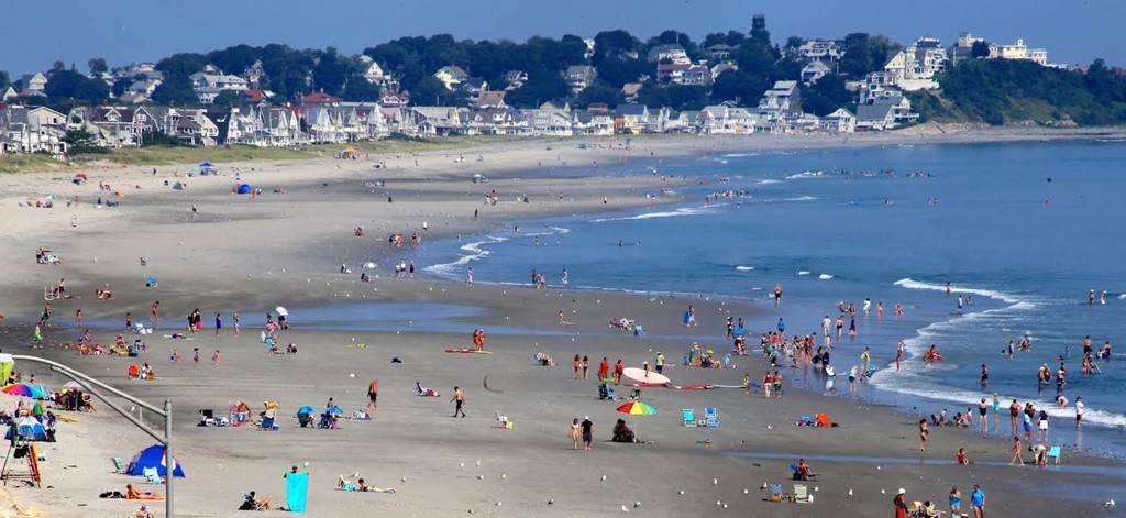 Hull, MA 02045,28 Fairmount Way