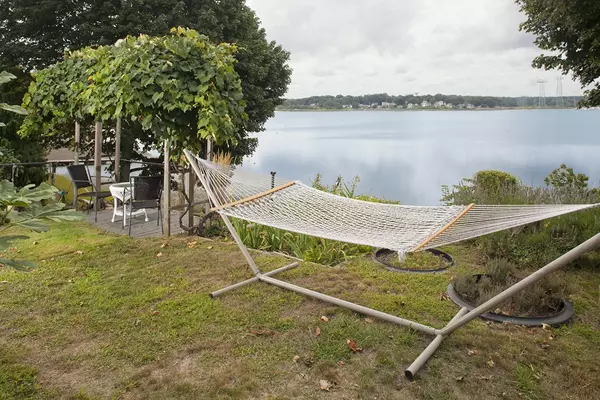 Weymouth, MA 02191,64 Bluff Rd