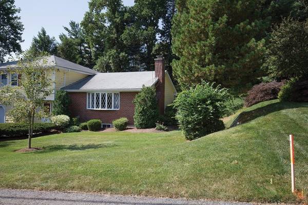 12 Ober Rd, Newton, MA 02459