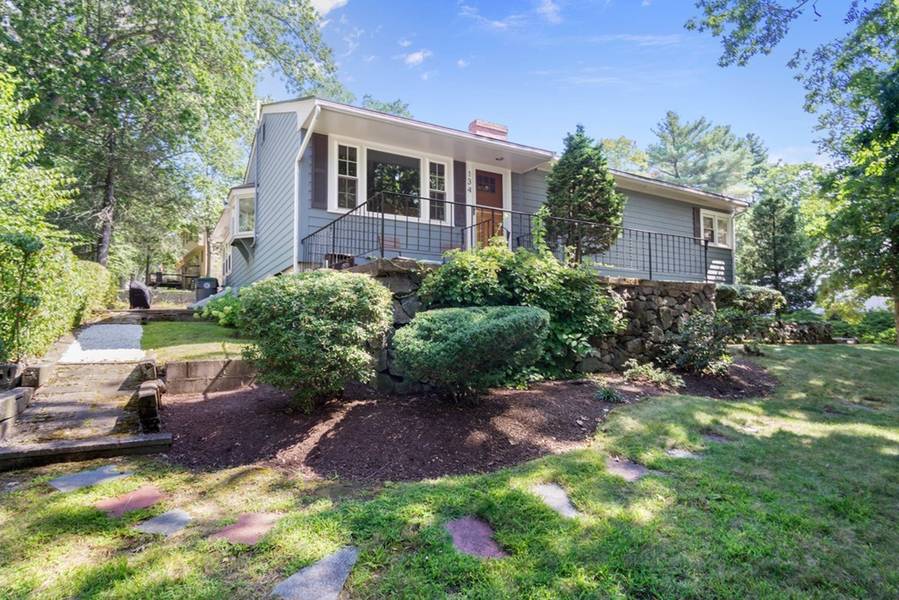 134 Greenlodge St, Dedham, MA 02026