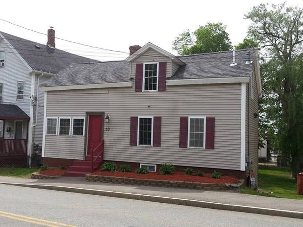 30 Maple St, Spencer, MA 01562