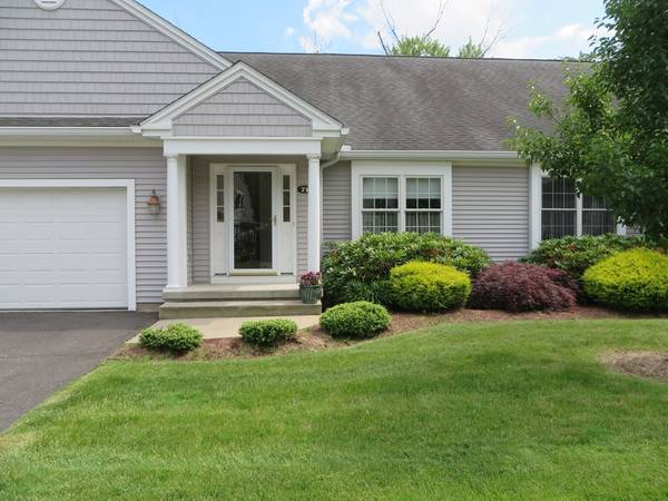 71 Shadowbrook Estates #71, South Hadley, MA 01075