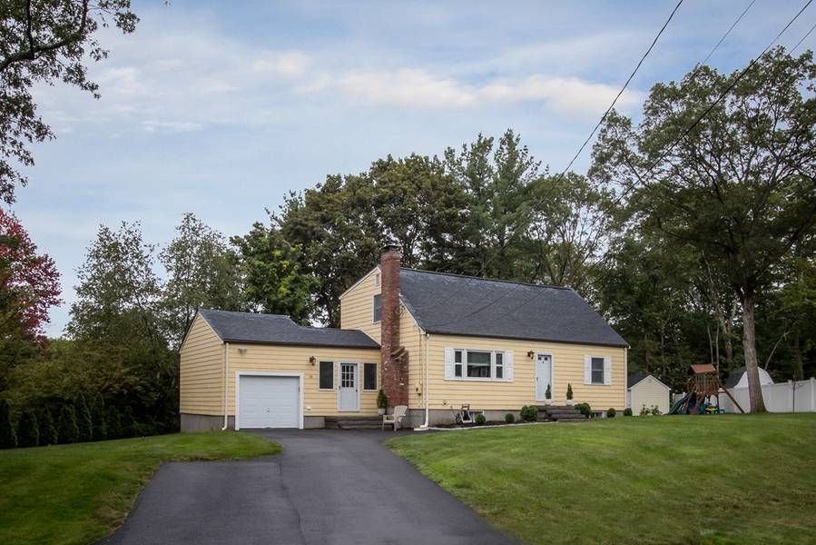 16 Clewes Road, Millis, MA 02054