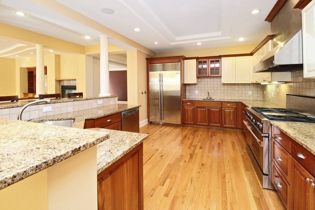 Newton, MA 02458,20 Washington St