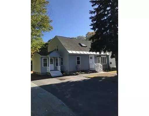 16 Cherry St, Leominster, MA 01453