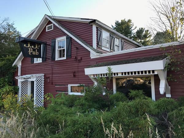 16 Liberty St, Hanson, MA 02341