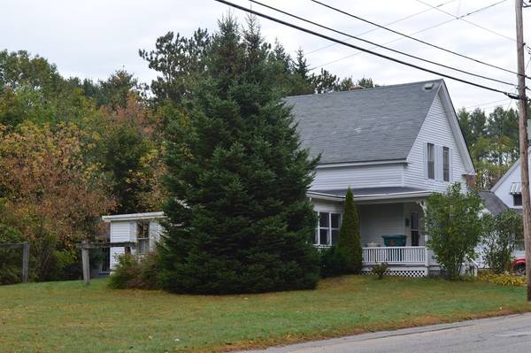 52 Bridge St, Templeton, MA 01468