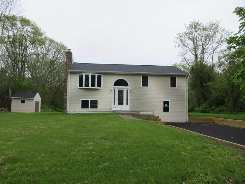 658 Sodom Road, Westport, MA 02790