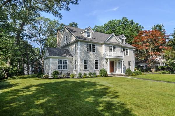 Wellesley, MA 02481,26 Sagamore Rd